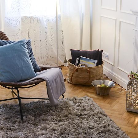 Sparrow Old City Apartment 바르샤바 외부 사진
