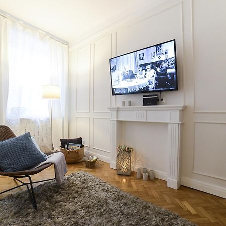 Sparrow Old City Apartment 바르샤바 외부 사진